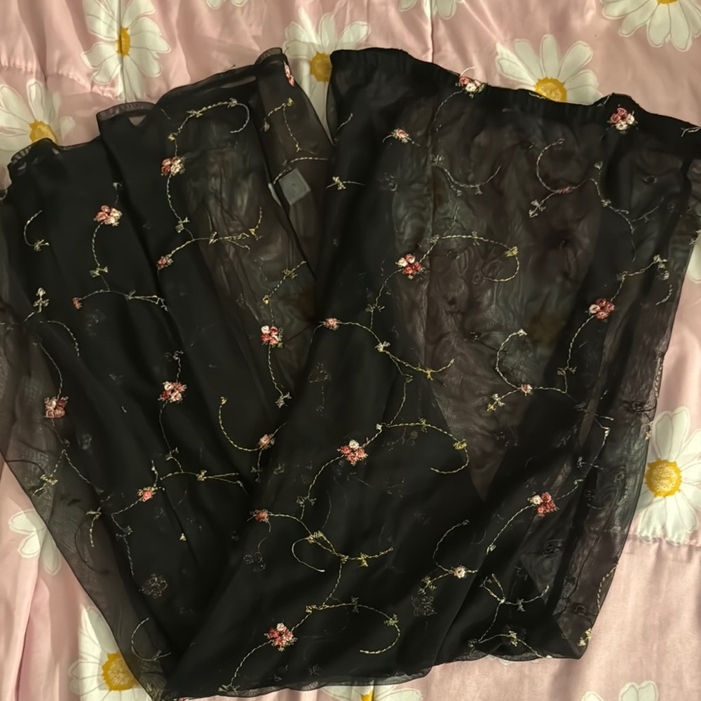 Charlotte Russe Black Floral Lace Scarf